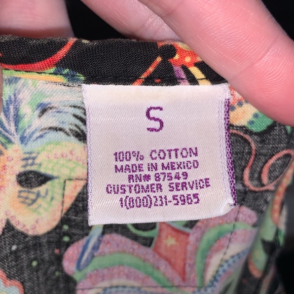 Scrubs black Mardi Gras Masks short sleeve scrub top - Picture 8 of 8